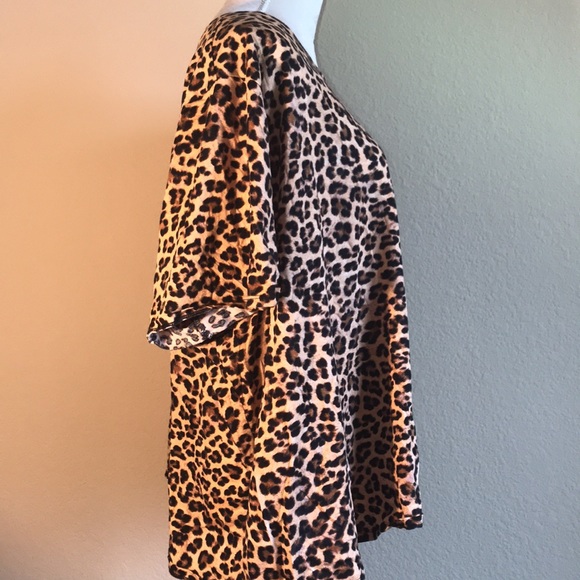 Leopard Print (Animal Print) T-Shirt, 4X - Picture 3 of 7